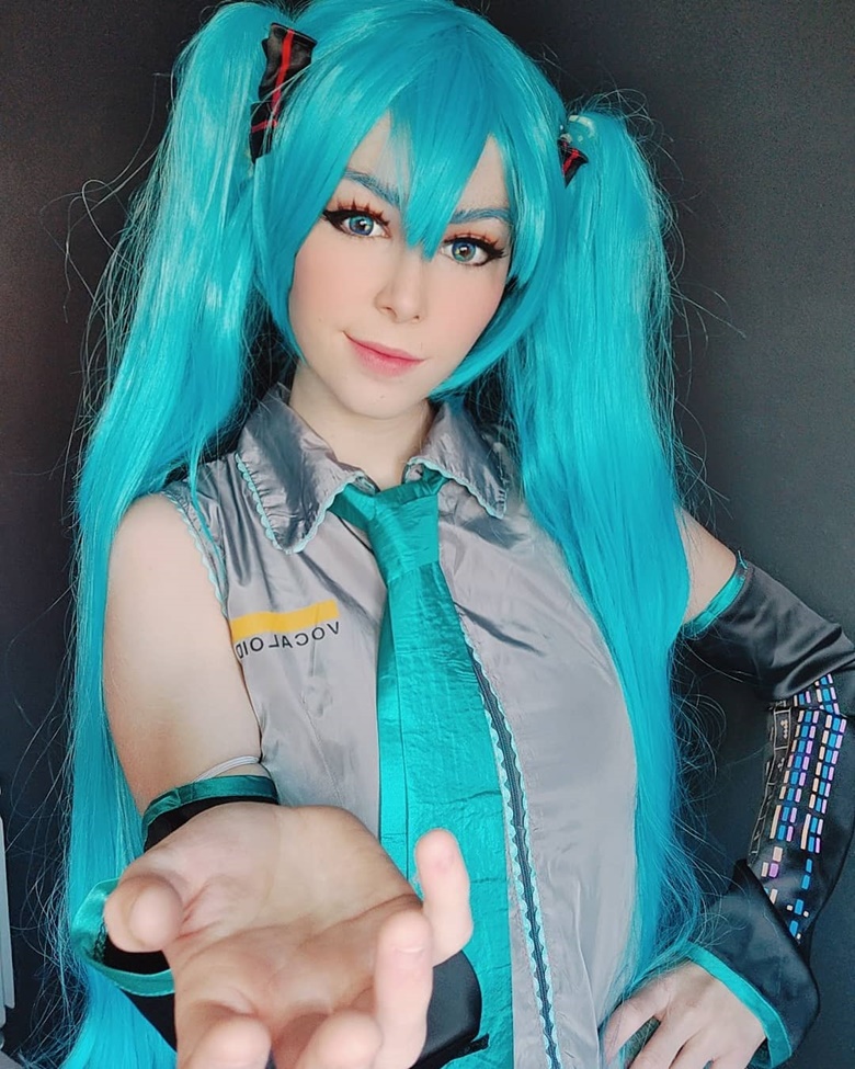 Set de fotos de Hatsune Miku - Kiwicornio's Ko-fi Shop - Ko-fi ️ Where ...